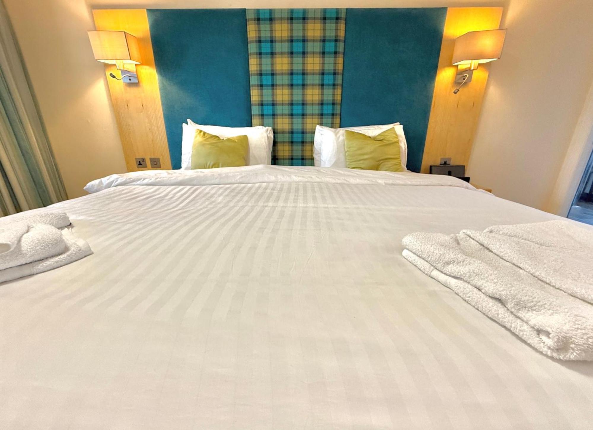 The Clubhouse Hotel Nairn Buitenkant foto